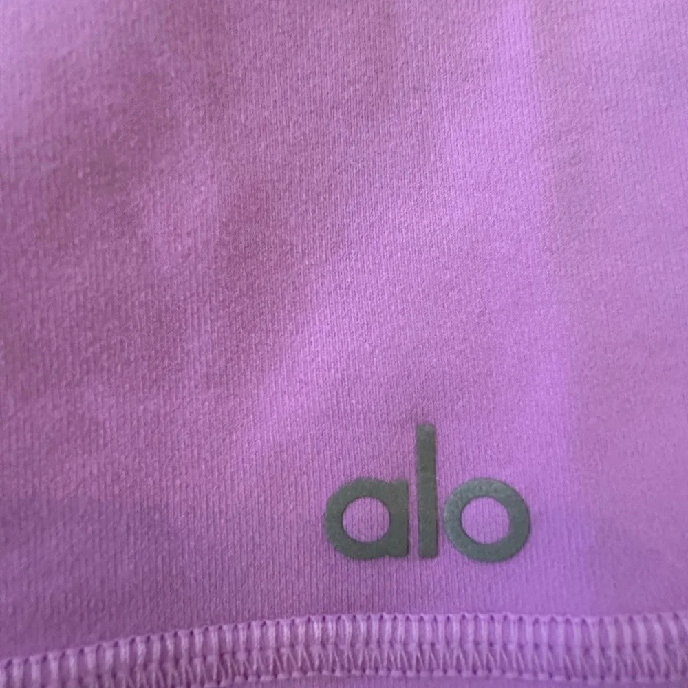 Alo Yoga Airbrush Short in Orchid